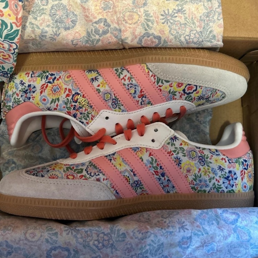 Adidas Samba OG liberty London